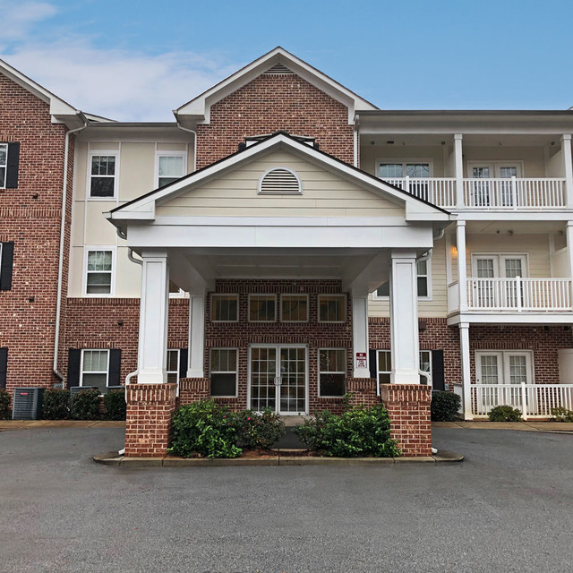 Royal American Properties Shoal Creek Manor Locust Grove Ga