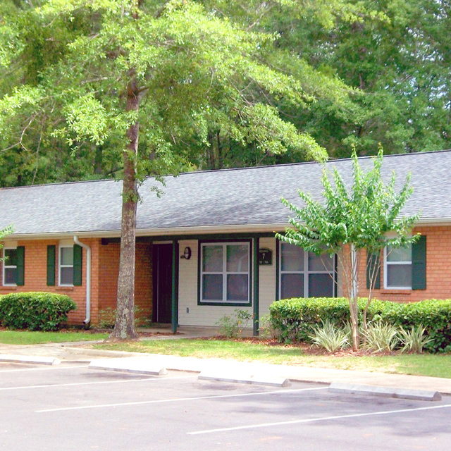 Royal American Properties Cottondale Village Marianna Fl