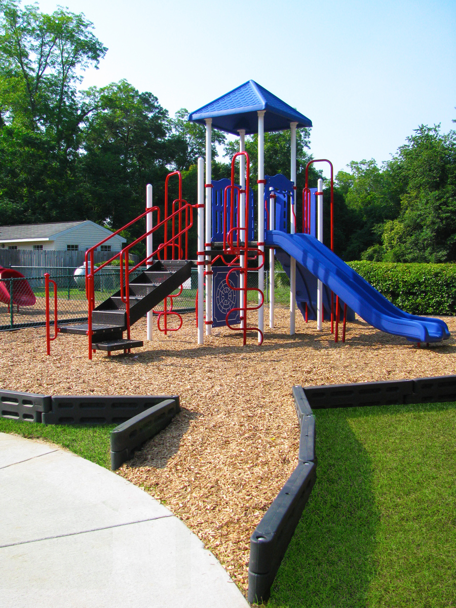 Royal American Properties Graceland Manor Graceville Fl