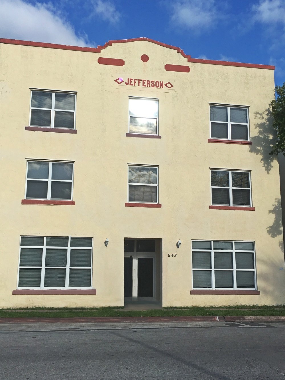 Royal American Properties Jefferson Apartments Miami Beach Fl